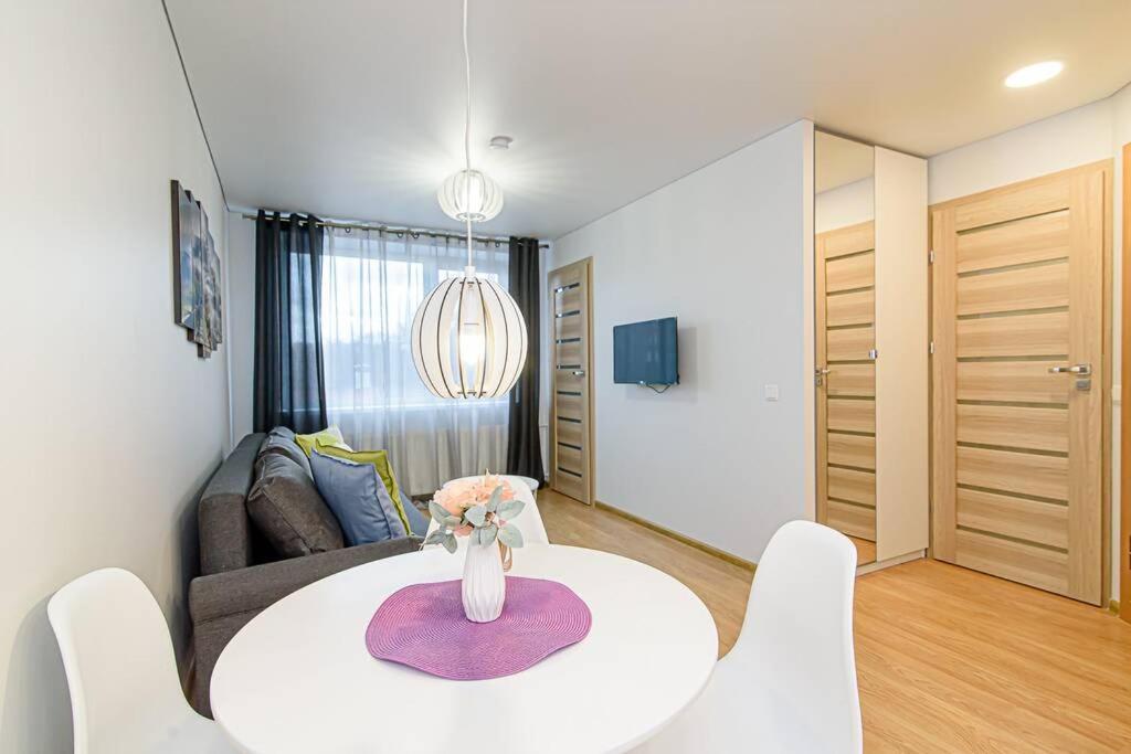 Bright Apartment,For 1-4,Near Old Town 빌뉴스 외부 사진