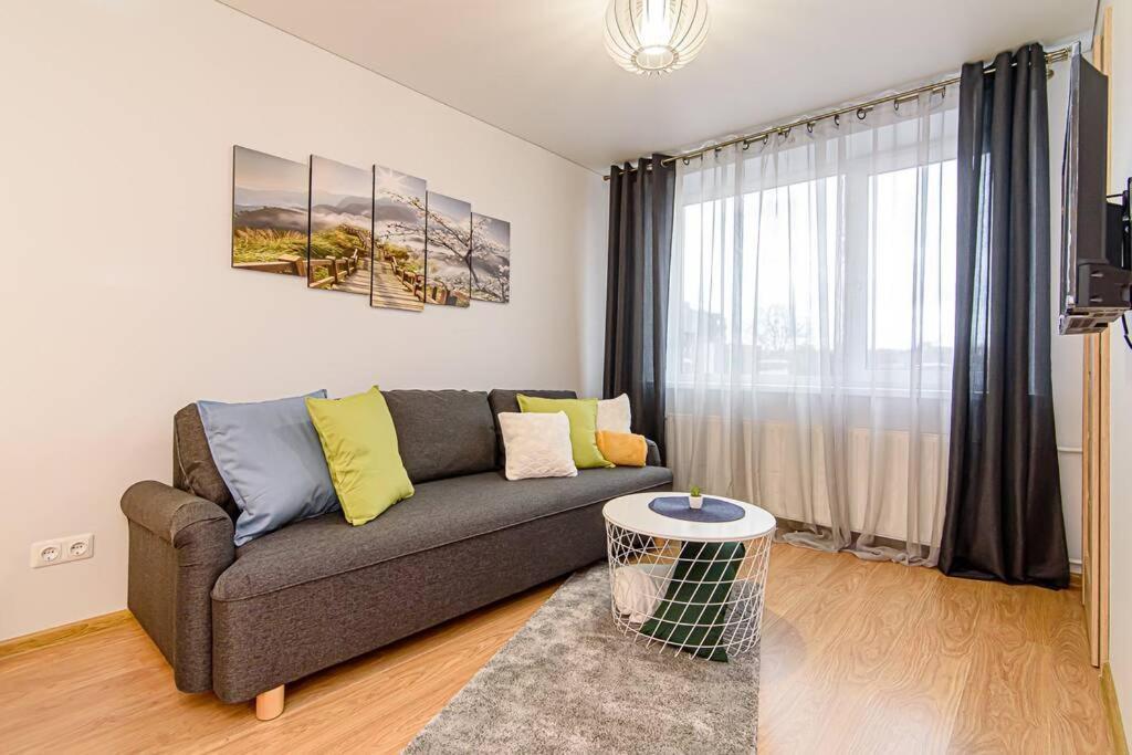Bright Apartment,For 1-4,Near Old Town 빌뉴스 외부 사진