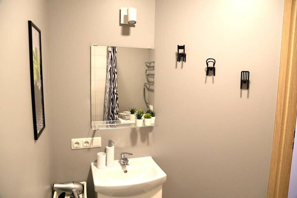 Bright Apartment,For 1-4,Near Old Town 빌뉴스 외부 사진